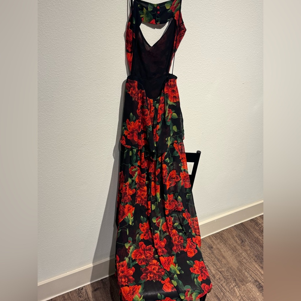 2010s Forever 21 Contemporary Black and Red V-Neck Backless Sundress S